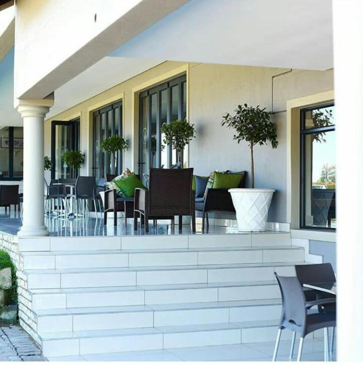 Aloe Lifestyle Hotel Eshowe 外观 照片